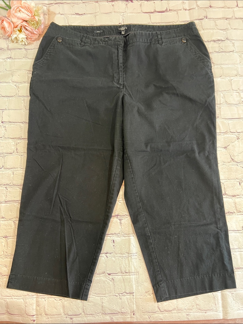 Talbots Black Capris